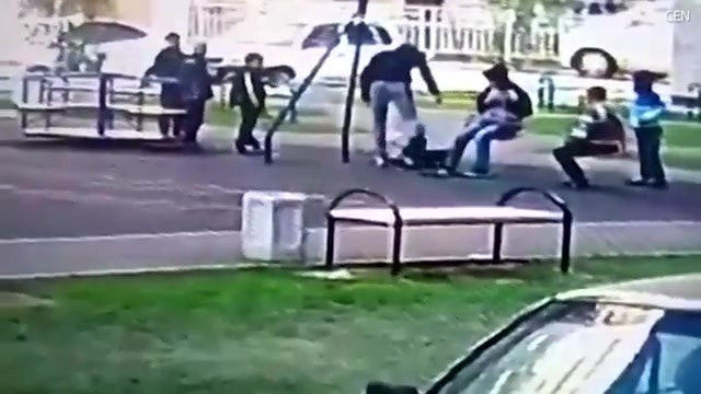 Πατέρας ξυλοκόπησε 9χρονους γιατί πίστευε ότι έκαναν bullying στον γιο του! (βίντεο)